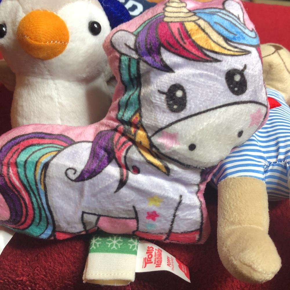 Assortment of Plush Toys - Picture 7 of 9